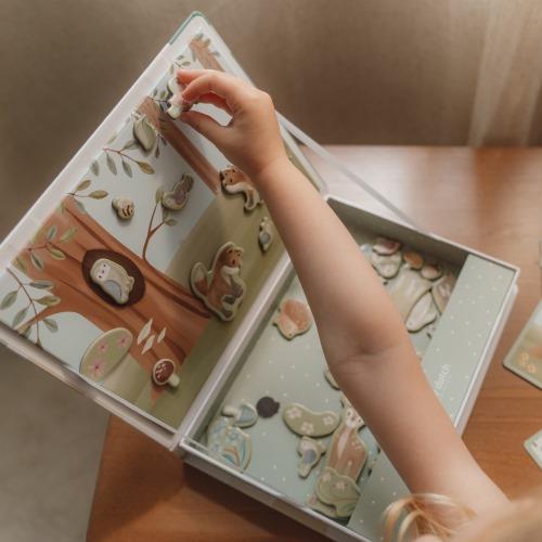 Forest Friends magnetic playboard - Little Dutch