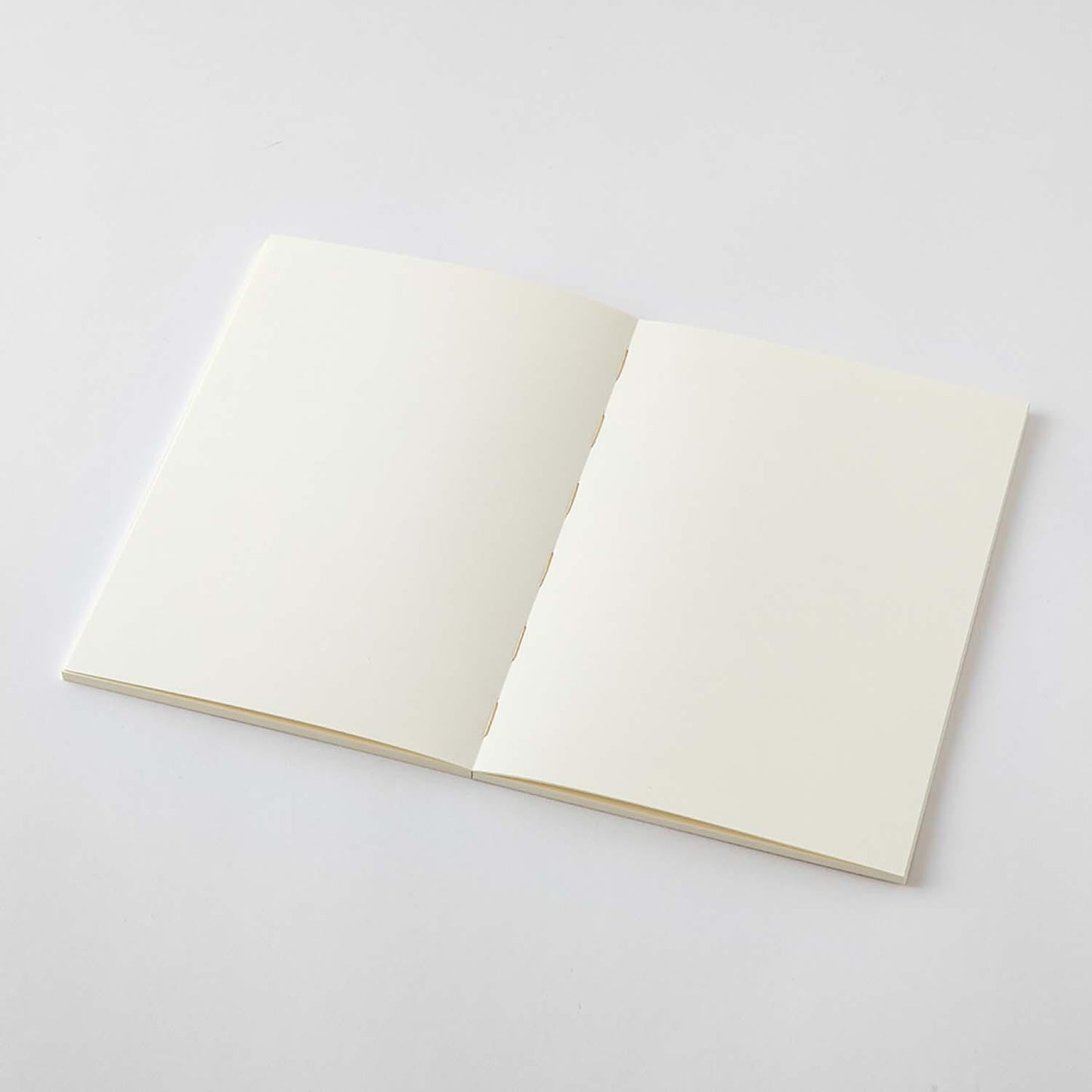 Cuaderno MD grueso (A5) en blanco